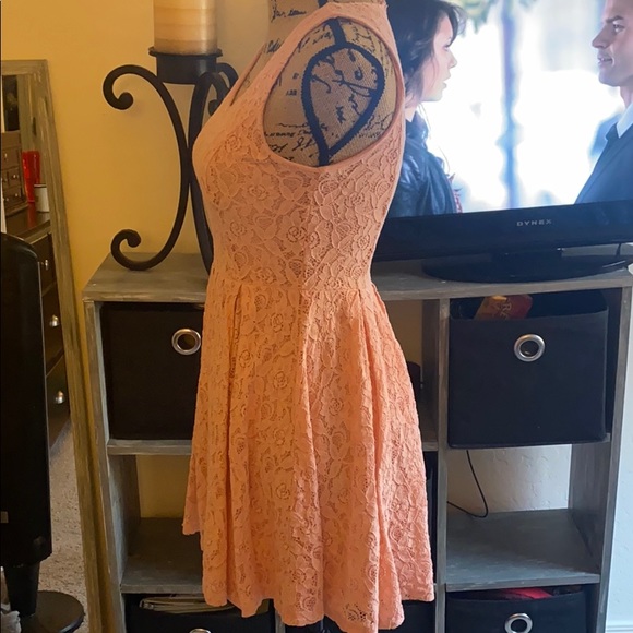Coral forever 21 dress - Picture 2 of 3